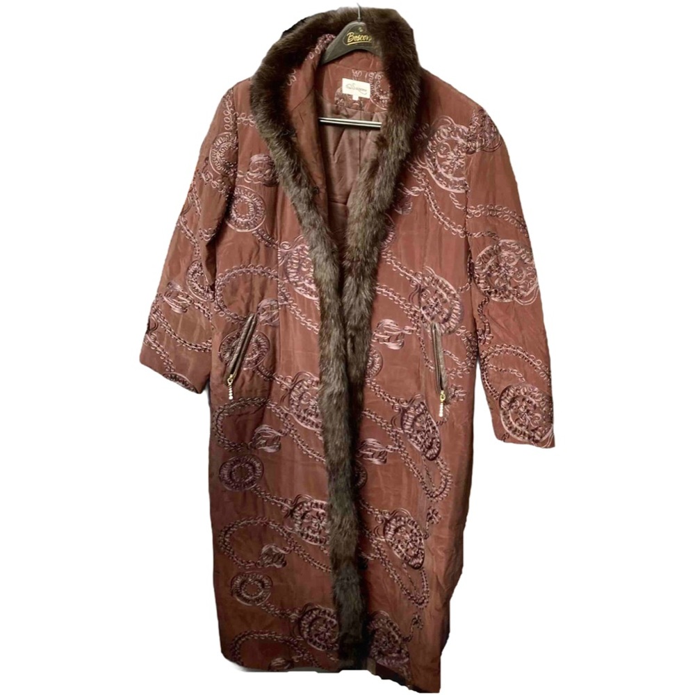 Chic Brown Paisley Trench Coat with Faux Fur